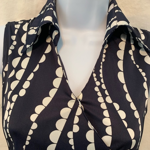 Navy blue 31" waist - Picture 2 of 4